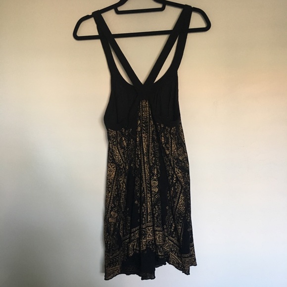 Black Dress - Picture 3 of 3